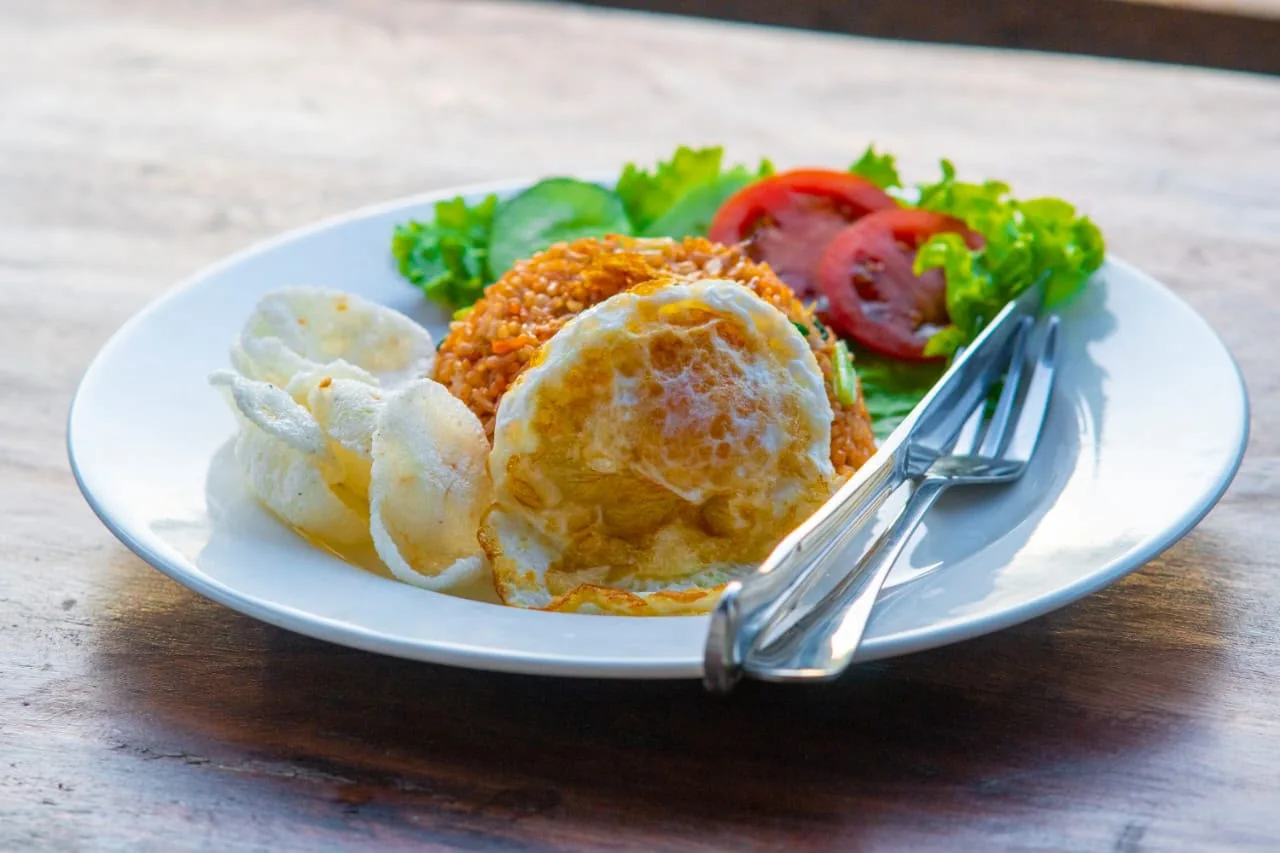 Indonesian fried rice breakfast served at Pondok Bali Volcano