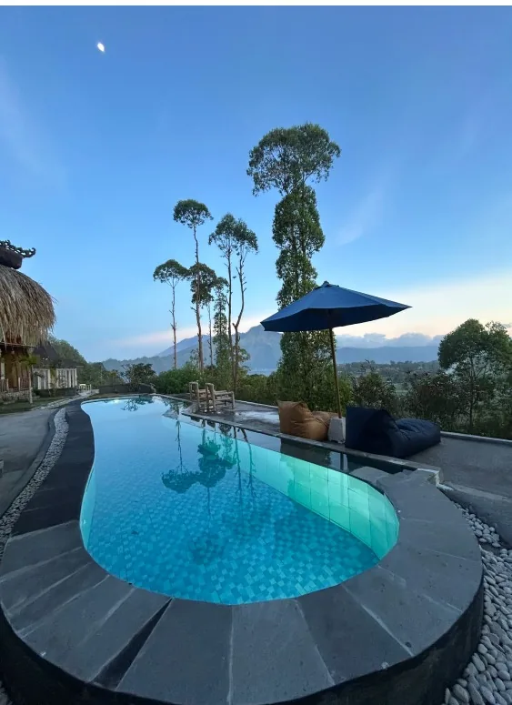 Pool at Pondok Bali Volcano with mountain views
